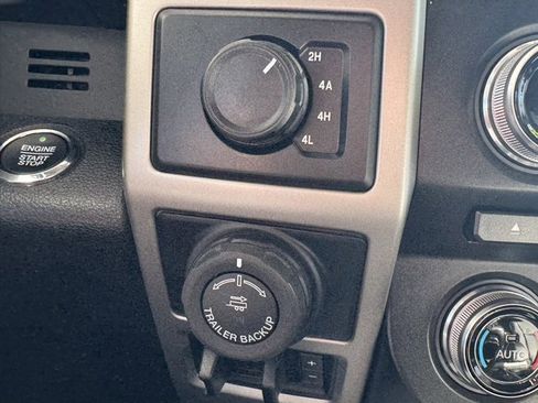 Used 2018 Ford F150 Lariat w/ Equipment Group 502A Luxury image 29