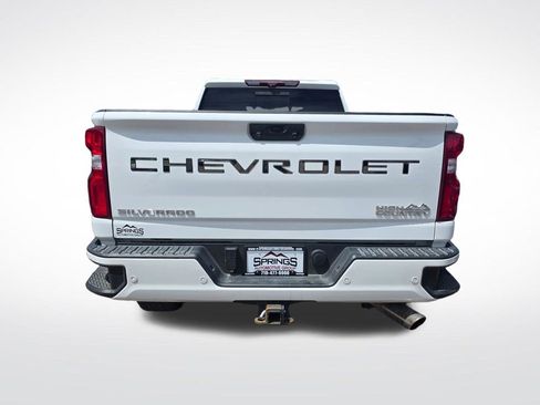 Used 2022 Chevrolet Silverado 3500 High Country w/ Technology Package AWD/4WD image 5