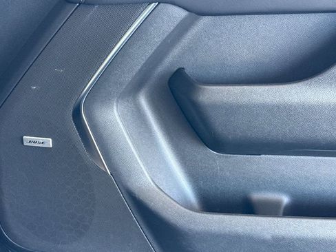 Used 2024 Chevrolet Suburban LT image 28