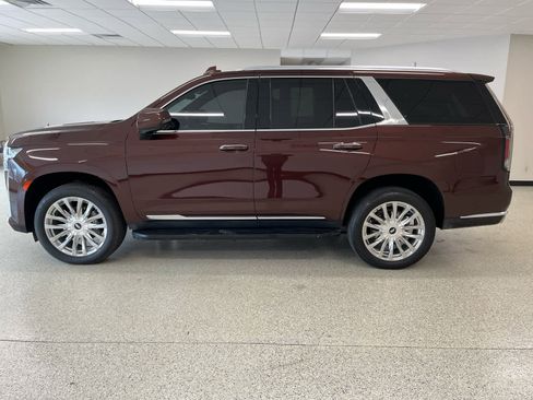Used 2023 Cadillac Escalade Premium Luxury image 10