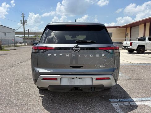 Used 2024 Nissan Pathfinder Platinum AWD/4WD image 4