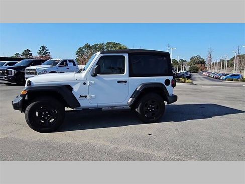 Used 2023 Jeep Wrangler Sport image 25