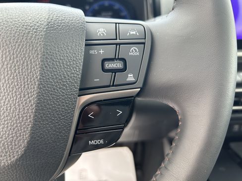 Certified 2025 Toyota Camry XLE FWD image 25