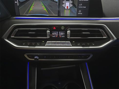 Certified 2022 BMW X5 sDrive40i w/ Premium Package image 20