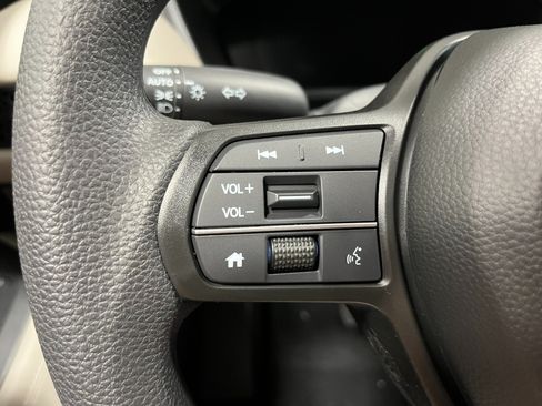 New 2027 Honda HR-V LX image 16