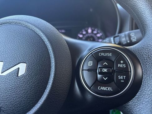 Used 2022 Kia Soul LX w/ Technology Package image 17