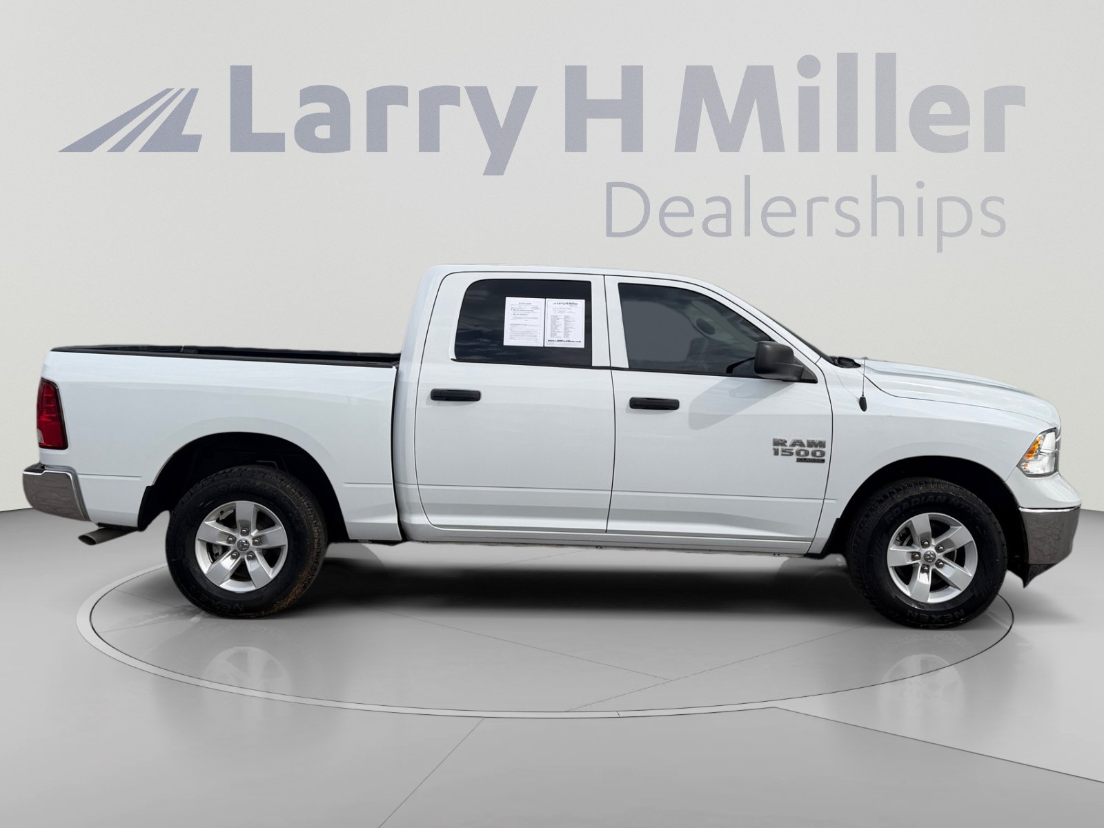 Used 2023 RAM 1500 Tradesman w/ Electronics Group AWD/4WD image 6