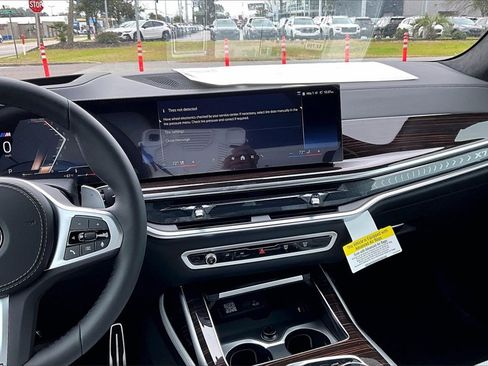 New 2026 BMW X7 xDrive40i image 6