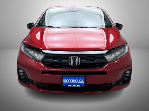 Used 2025 Honda Odyssey Sport-L image 2