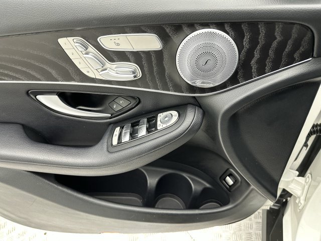 Used 2018 Mercedes-Benz GLC 300 4MATIC Coupe image 13