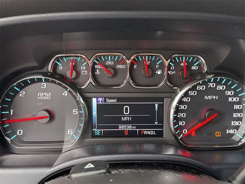 Used 2018 Chevrolet Silverado 1500 LT image 12