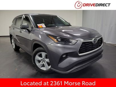 Used 2024 Toyota Highlander LE