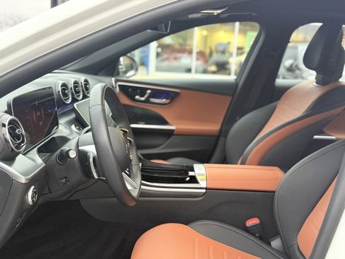 Used 2024 Mercedes-Benz C 300 Sedan image 16