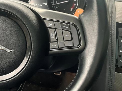 Used 2017 Jaguar F-TYPE S image 18