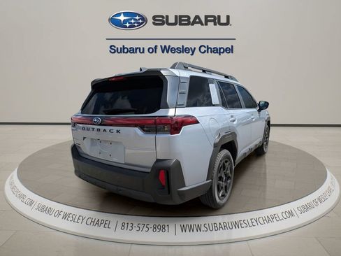 Used 2026 Subaru Outback Limited AWD/4WD image 5