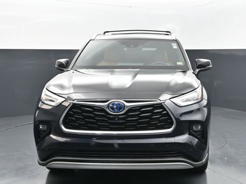 Used 2020 Toyota Highlander Platinum AWD/4WD image 8