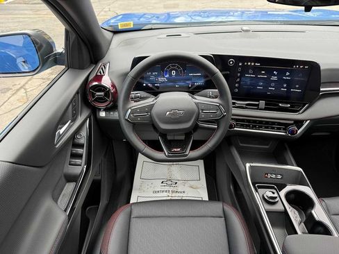 New 2026 Chevrolet Equinox RS AWD/4WD image 9