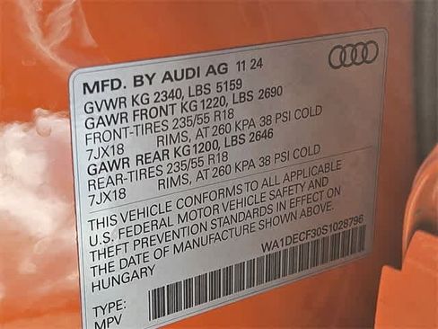 Used 2025 Audi Q3 2.0T Premium w/ Convenience Package image 37