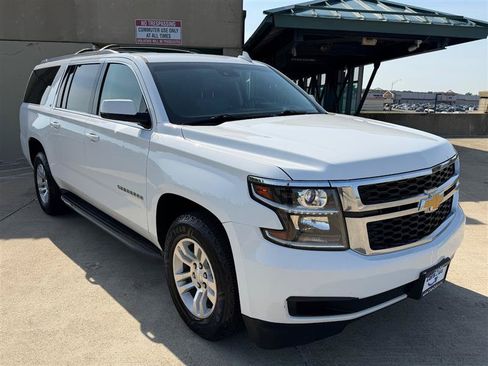 Used 2016 Chevrolet Suburban LT AWD/4WD image 11
