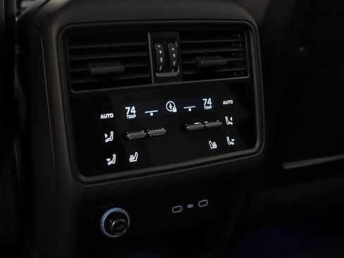 Certified 2026 Porsche Cayenne S AWD/4WD image 20