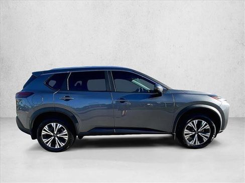 Used 2023 Nissan Rogue SV w/ SV Premium Package image 5