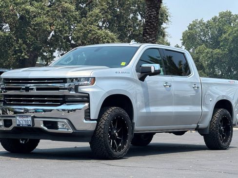 Used 2020 Chevrolet Silverado 1500 LTZ w/ LTZ Plus Package AWD/4WD image 7