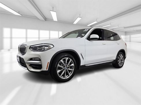 Used 2019 BMW X3 sDrive30i image 2