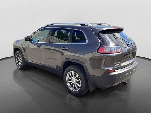 Used 2019 Jeep Cherokee Latitude Plus w/ Cold Weather Group AWD/4WD image 7