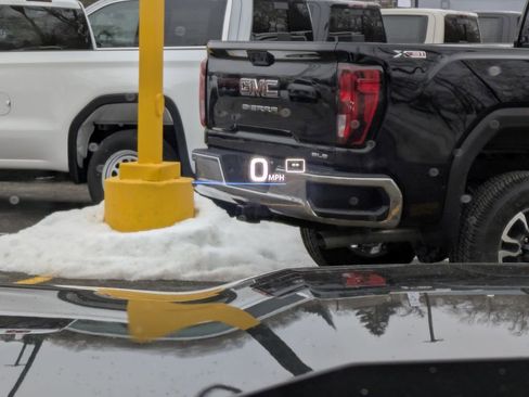 Certified 2024 GMC Canyon Denali image 19