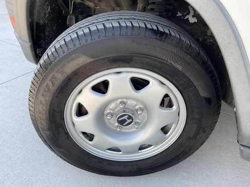 Used 2001 Honda CR-V LX image 38
