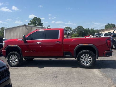 Used 2022 GMC Sierra 2500 Denali w/ Denali Ultimate Package AWD/4WD image 6