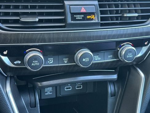 Used 2022 Honda Accord EX-L image 20