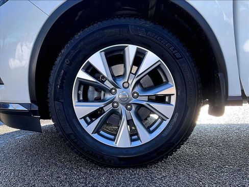 Used 2018 Nissan Murano SL w/ Moonroof Package image 7