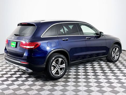 Used 2018 Mercedes-Benz GLC 300 4MATIC w/ Premium Package image 10