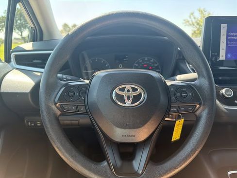 Used 2024 Toyota Corolla LE FWD image 22