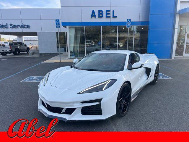 Used 2024 Chevrolet Corvette Z06 RWD image 1