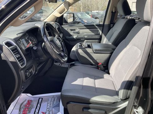 Used 2019 RAM 1500 Big Horn image 10