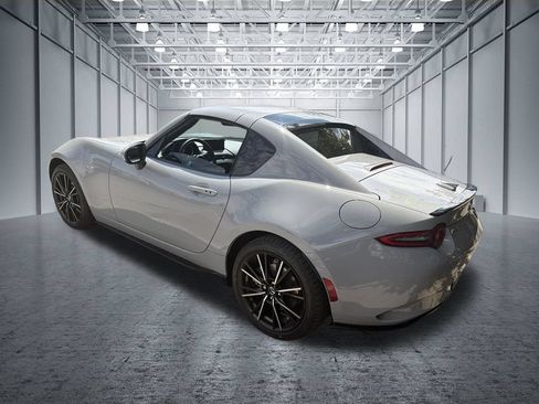 Used 2024 MAZDA MX-5 Miata RF Grand Touring w/ Appearance Package RWD image 8