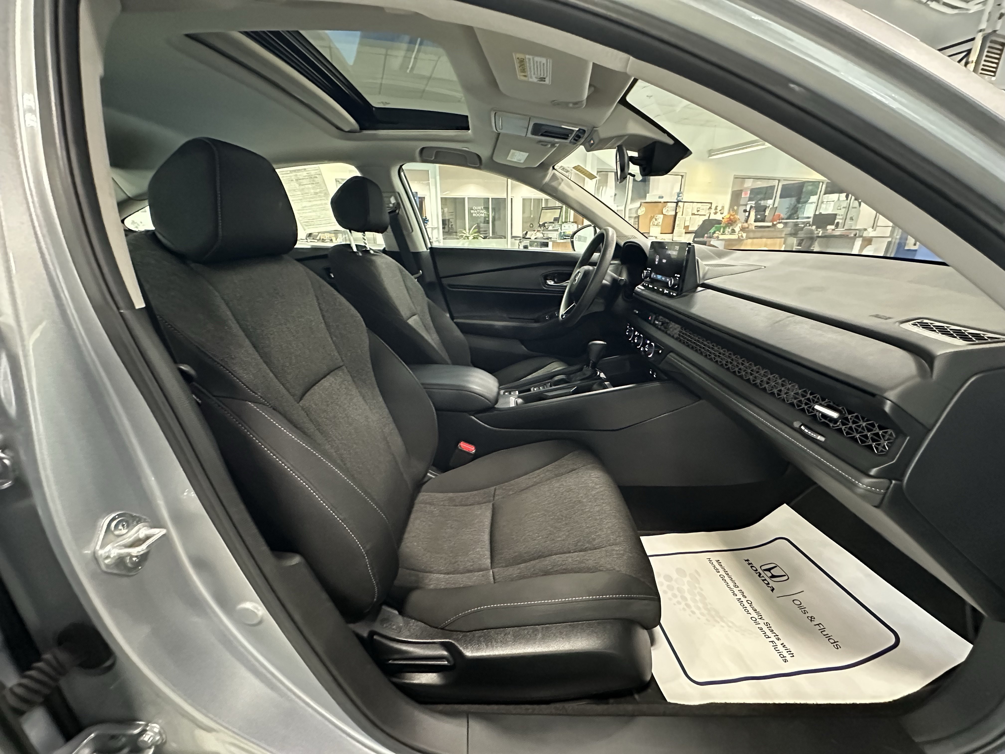 Used 2024 Honda Accord EX image 24