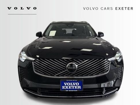 New 2026 Volvo XC90 B5 Core image 8