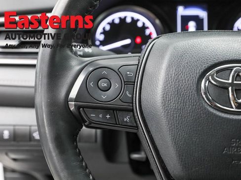 Used 2024 Toyota Camry SE image 15