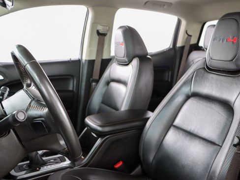 Used 2022 GMC Canyon AT4 image 25