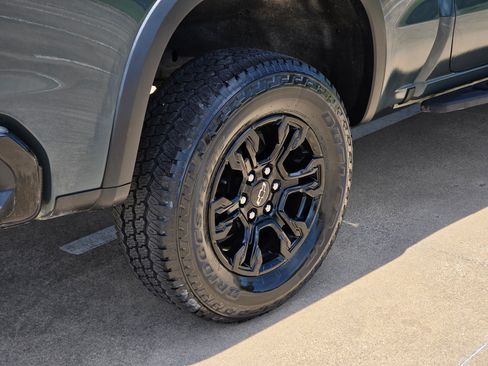 Used 2025 Chevrolet Silverado 1500 ZR2 w/ Technology Package AWD/4WD image 8