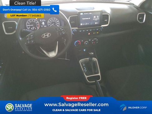 Used 2021 Hyundai Venue SE image 5