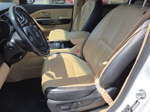 Used 2017 Kia Sedona EX FWD image 15