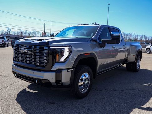 New 2026 GMC Sierra 3500 Denali Ultimate image 8