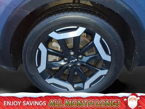 Used 2023 Kia Telluride S image 10