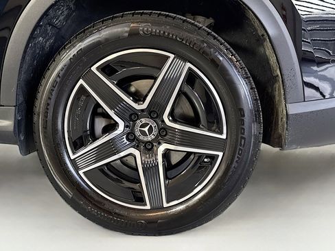 Used 2026 Mercedes-Benz GLC 300 image 29