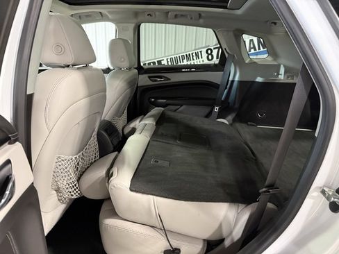 Used 2016 Cadillac SRX Luxury image 30