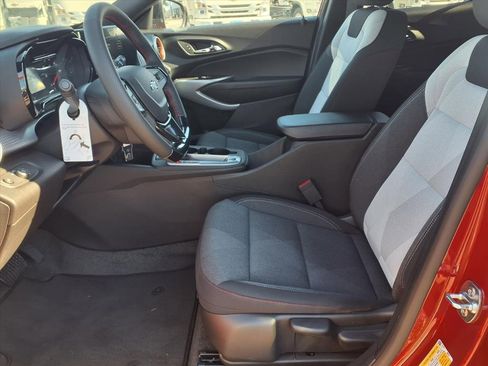 New 2026 Chevrolet Trax RS image 6